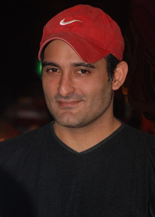 آکشی خانا