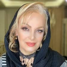 هما خاکپاش
