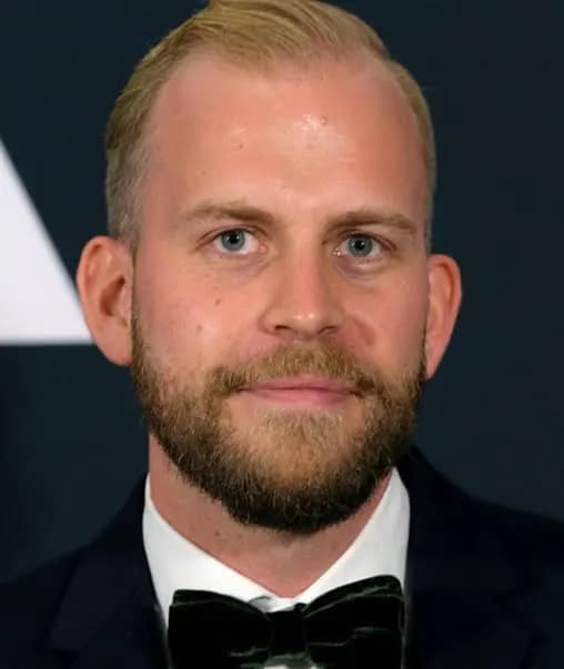 جوناتان اتزلر